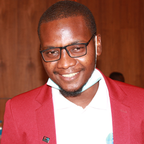 BAWA ZADA Souleymane Journaliste présentateur de l'émission Digital Sahel